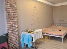 Продаю квартиру, 1 мин до остановки, магнит, аптек, сад и гимн 448...