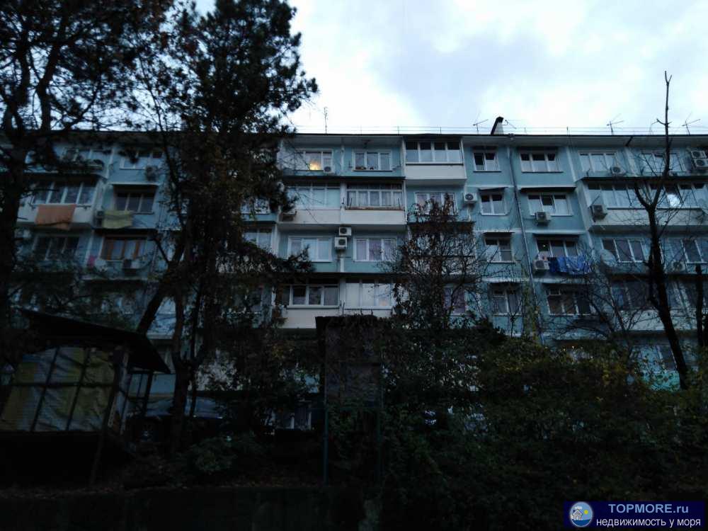 Квартира, готовый бизнес, уже есть квартиранты, если покупаете для инвестиций. Если для себя, рядом все, что нужно...