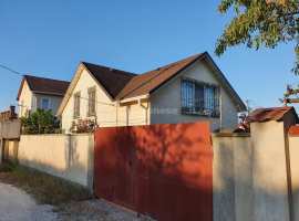 На срочной продаже прекрасный, уютный дом на берегу моря в б....