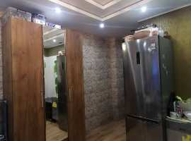 Курортный городок!Продаётся очень уютная, просторная квартира с...