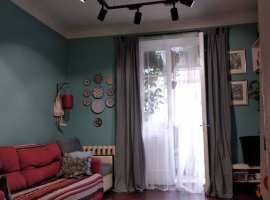 Продаю  просторную трехкомнатную квартиру в Сталинке! 3 этаж из...