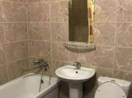 Сдается шикарная, уютная и теплая 1 ком кв по ул Комбрига Потапова....