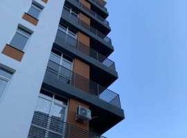 Продаю шикарную квартиру свободной планировки в Заречном районе....