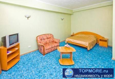 Действующий отель в Витязево. Есть прямой проход к морю- видно по фото (пляж Аквамарина ширина 180 метров, лежаки,... - 13