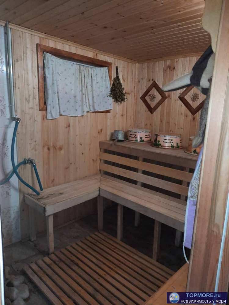 Продается жилой дом и гостиница в районе мкр. Голубая бухта г. Геленджика  на участке 7сот (по факту больше). Дом... - 1