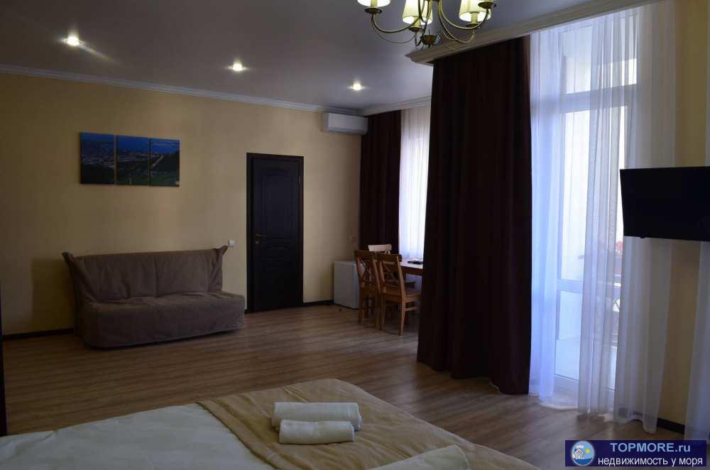 Alpen House совершенно новый отель Премиум класса, оформленный в уютном стиле  альпийского шале. Главной особенностью... - 1