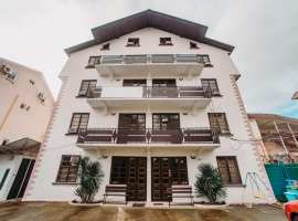  Продается гостиница в центре Адлера.  В гостинице 35 номеров....