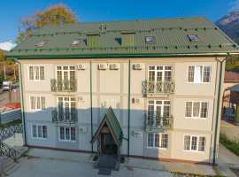 Новый отель, три этажа, 14 номеров, от эконом до люкс класса....