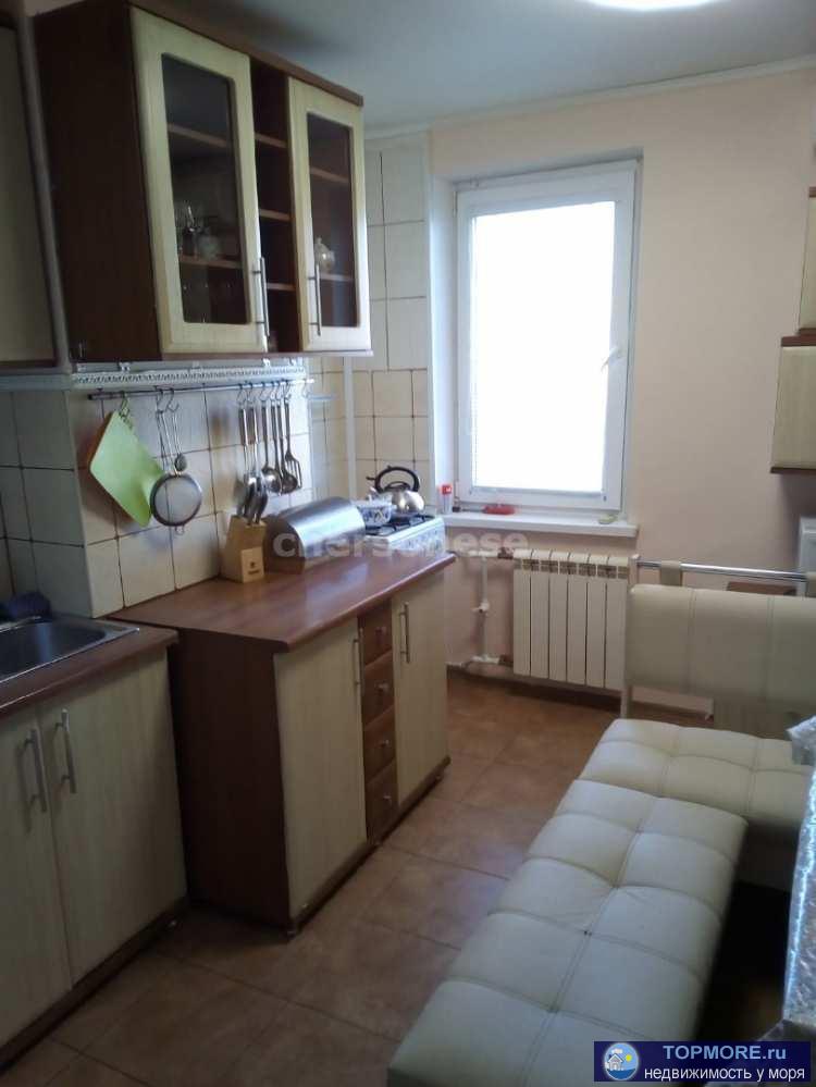 Сдаётся однокомнатная квартира на проспекте Октябрьской Революции в Гагаринском районе.  В квартире есть все для... - 1