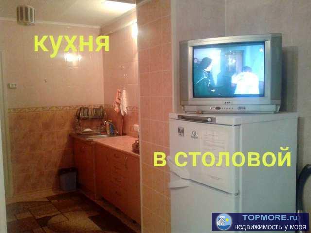 Благоустроенная двухкомнатная квартира 74,2 кв м, 1эт/5эт, пгт Орджоникидзе, ул Нахимова, ближайший пляж- 300 м....