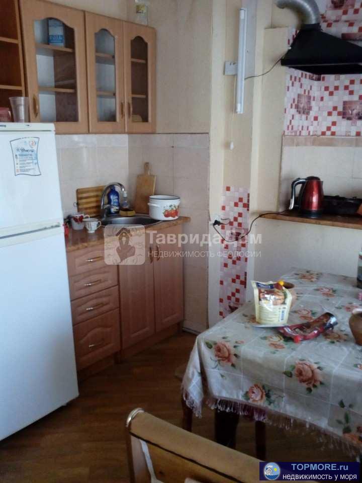 Сдам 2-к квартиру, ул. Красноармейская,4,  р-н городской стоматологии, Феодосия. В квартире есть всё для проживания:...