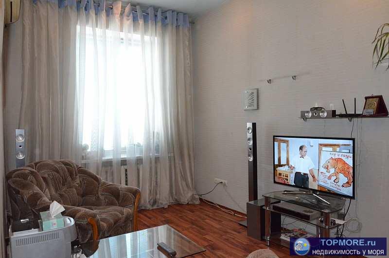 Квартира в самом центре Севастополя!   Продается просторная 4-х комн. квартира 76 м2 в центре Севастополя на площади...