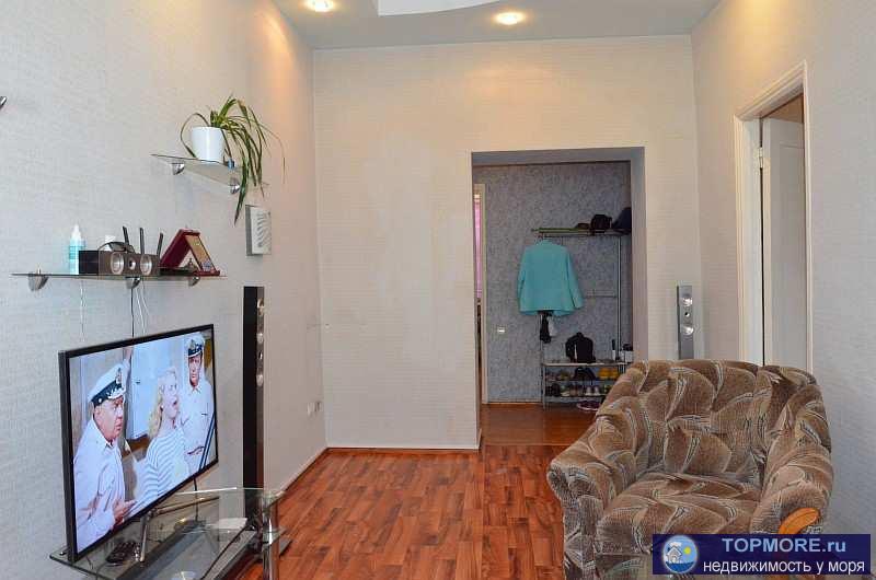 Квартира в самом центре Севастополя!   Продается просторная 4-х комн. квартира 76 м2 в центре Севастополя на площади... - 1