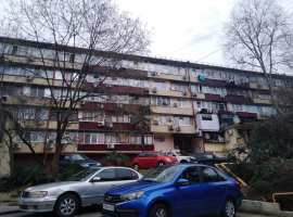 Светлая, уютная квартира - малосемейка со своим санузлом,ванной и...