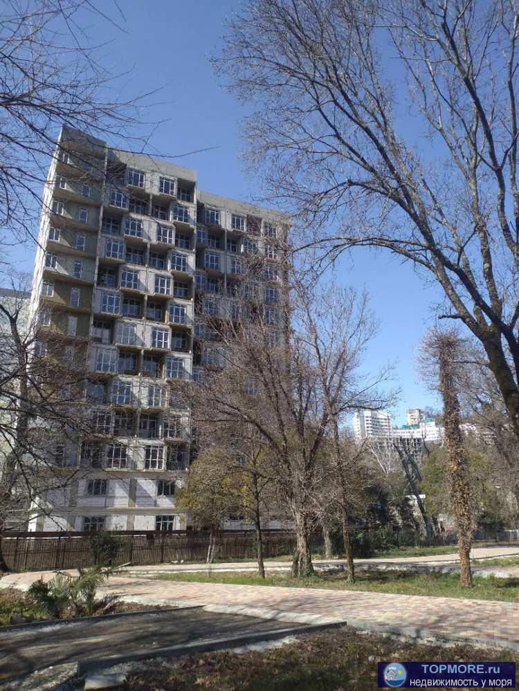 Шикарная 3-х комнатная квартира площадью 103,5 кв.м на 11 этаже мц Хоста Ривер Парк. Дом расположен в самом центре...