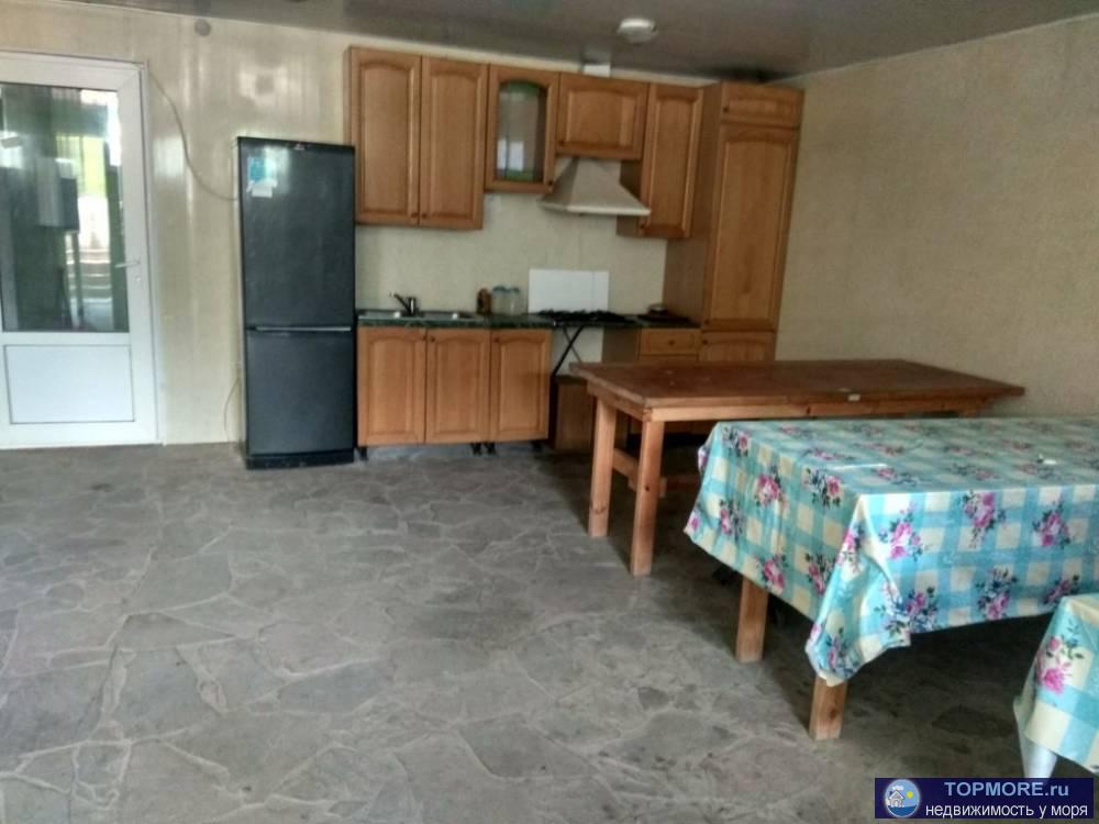 Продаем мини гостиницу в Каче площадью 540 квм плюс 60 квм  - номеров действующих 13 + 4. В цоколе большая... - 4