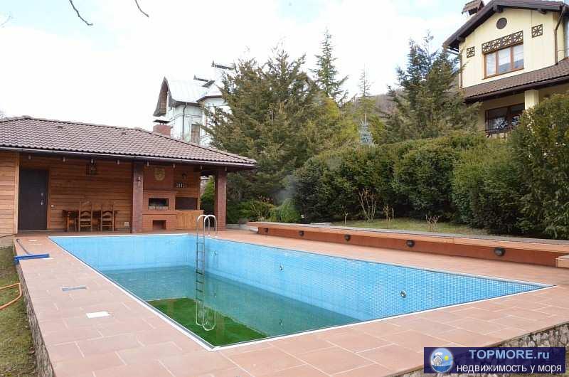 Домовладение 363 м2 с бассейном на участке 25 сот. в селе Орлиное – лучшее предложение в Байдарской долине.   Дом... - 2