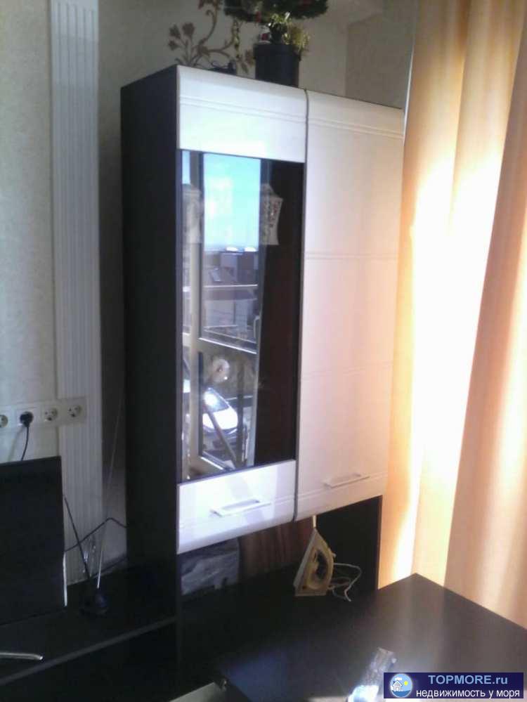 Лот № 140833. Продается студия в красивом, тихом районе Сочи. 2 понарамных окна, прекрасный вид на город и море.... - 2