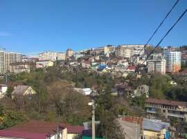 Продается дом в центральном районе города Сочи на улице Пионерской.