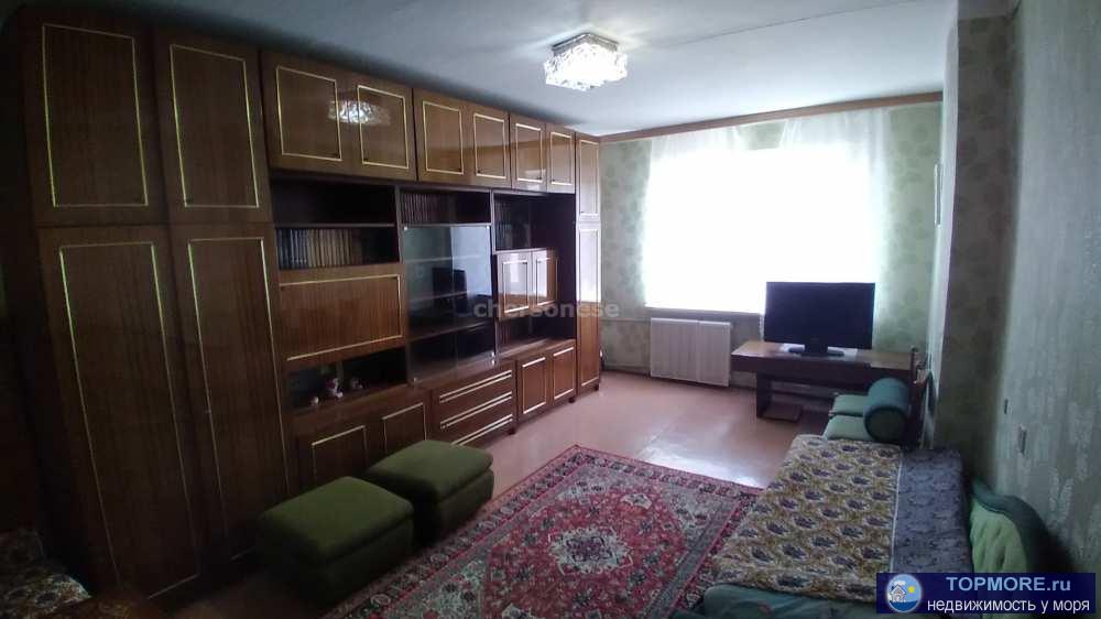 В самом престижном и востребованном районе города предлагается к продаже просторная однокомнатная квартира 45 кв м.... - 1