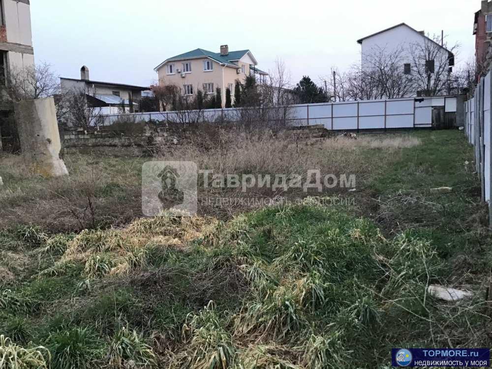Продам участок 7,5 соток, п.Береговое, г.Феодосия.  Участок прямоугольной формы. Участок огорожен забором. На участке... - 2