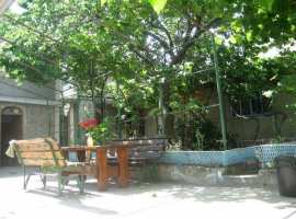 Продается домовладение в пгт Коктебель, ул Шершнева, общая площадь...