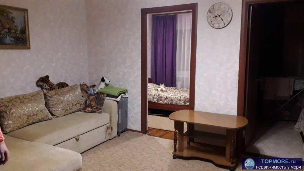 Продаю трехкомнатную квартиру с ремонтом 48м2 в поселке Головинка. Лоджия утепленная, как отдельная комната. Рядом...