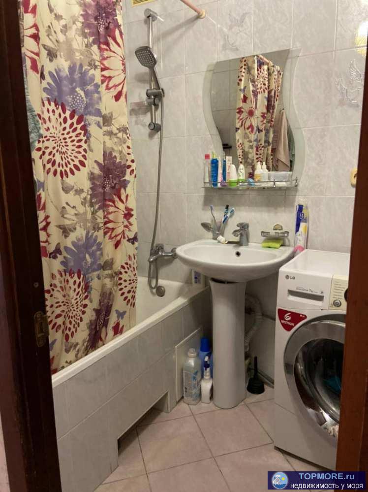 Продается 2-х комнатная квартира  5-ти этажного дома в Районе Заречье города Сочи. Этот район очень востребован среди... - 2