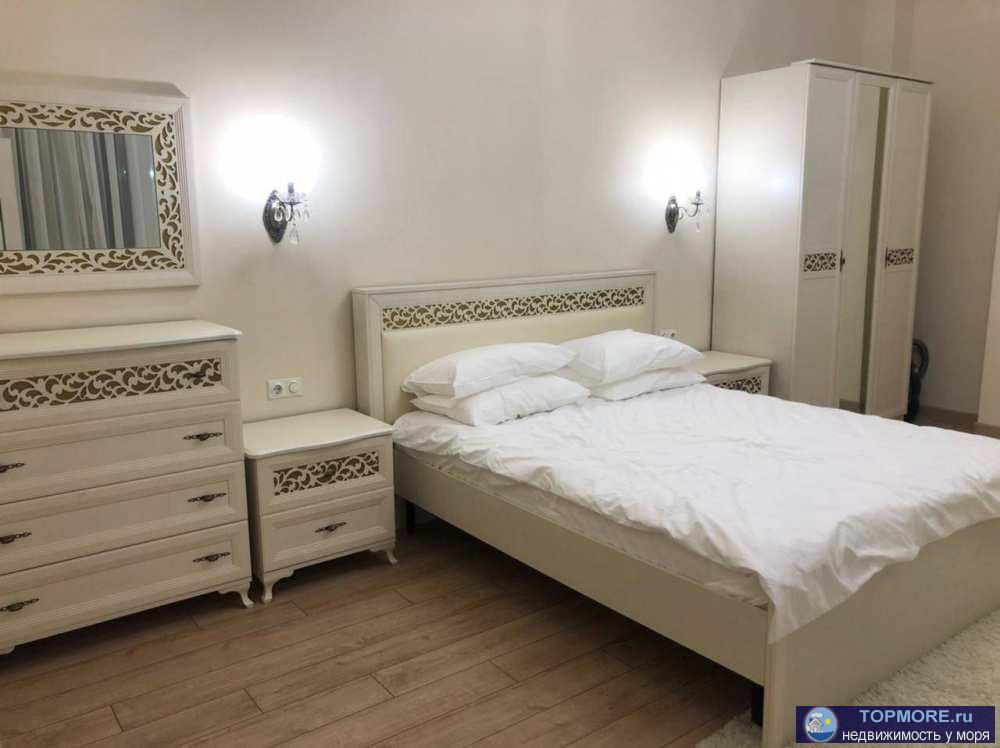 В продаже отличная квартира в Красной поляне. Распланирована в евродвушку, просторная кухня-гостинная и спальная... - 1