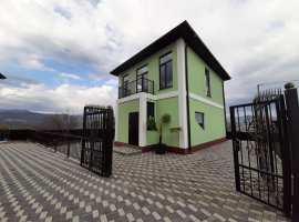 Продаётся коттедж в коттеджном посёлке, коттедж расположен в...