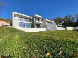 Продаю современный дом с прямым видом на море. Сочи, ул.Ручей...