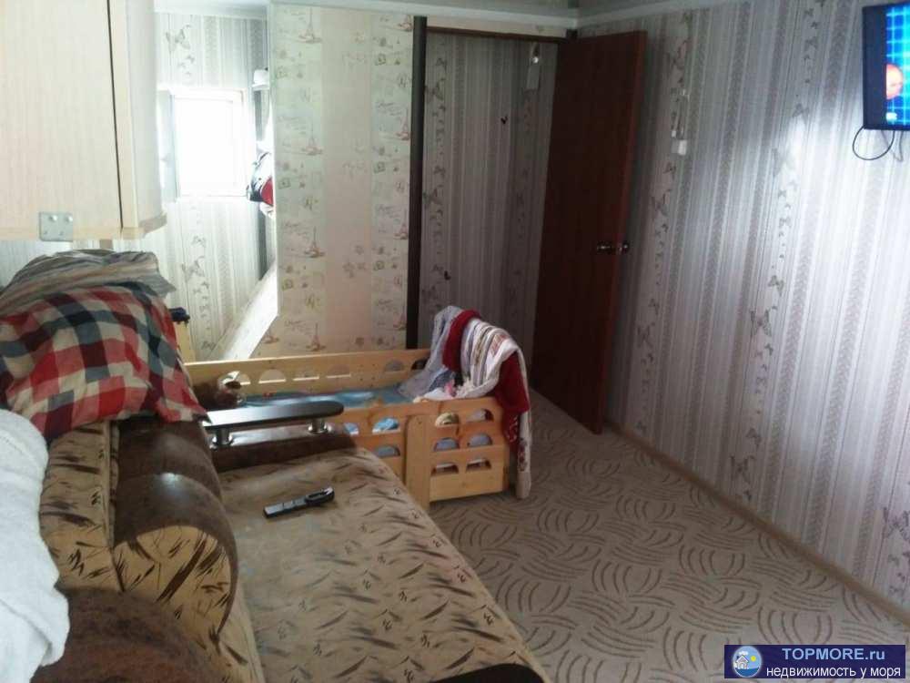 В Лазаревском районе.Продается жилой гараж 3 этажа.Свет,вода.Мебель.Возможность проживания и ли бизнеса. - 2