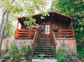 Новая дача! построенав 2018 году. На соседском участке есть...