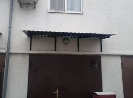 Продается жилой гараж в центре Адлера. Новый ремонт, мебель ,...