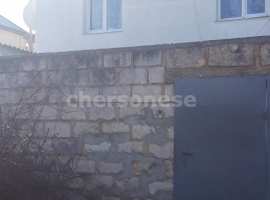 Продается дом качественной постройки с дизайнерским ремонтом...