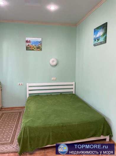 Сдается отличное жильё в частном доме в р -не Малахова Кургана . Предпочтительно одному или паре .Рядом рынок. аптеки... - 1