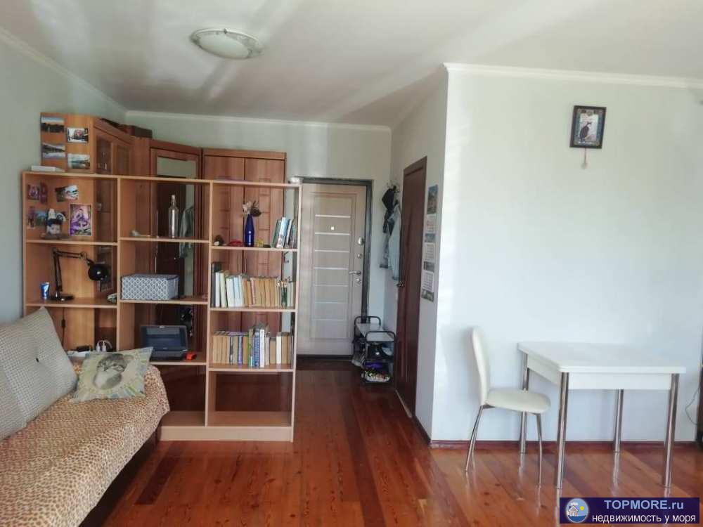 Продается квартира 33 кв.м. на 3 этаже в Хосте. Квартира очень светлая, уютная, имеет индивидуальную планировку.... - 1