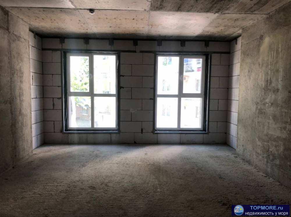 Продается светлая, просторная квартира свободной планировки в одном из центральных микрорайонов Сочи, в жк... - 2