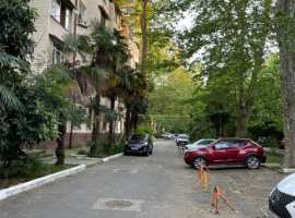 Продам 1 комнатную квартиру в самом центре, ул. Островского! S=30...