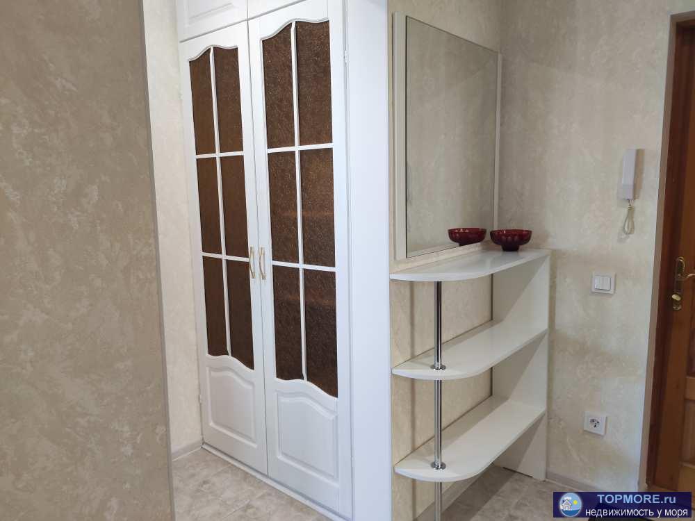 видовая квартира с отличным ремонтом  рядом море супермаркеты парковки остановки транспорта - 7