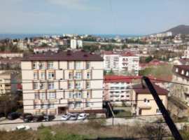 Просторная светлая квартира в развитом районе города.Свежий...