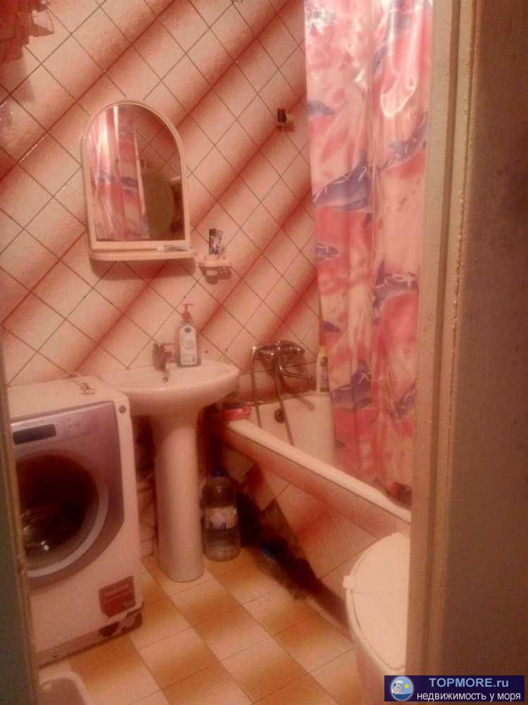 Продаем квартиру в Завокзальном районе, на 4 этаже с ремонтом и мебелью. Район обжитой, все рядом. Комнаты... - 1