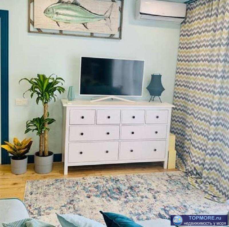 Продаю просторную 3 комн. квартиру (кухня-гостиная, 2 отдельные комнаты, 2 санузла) в новом доме, в центре Сочи, жк... - 2