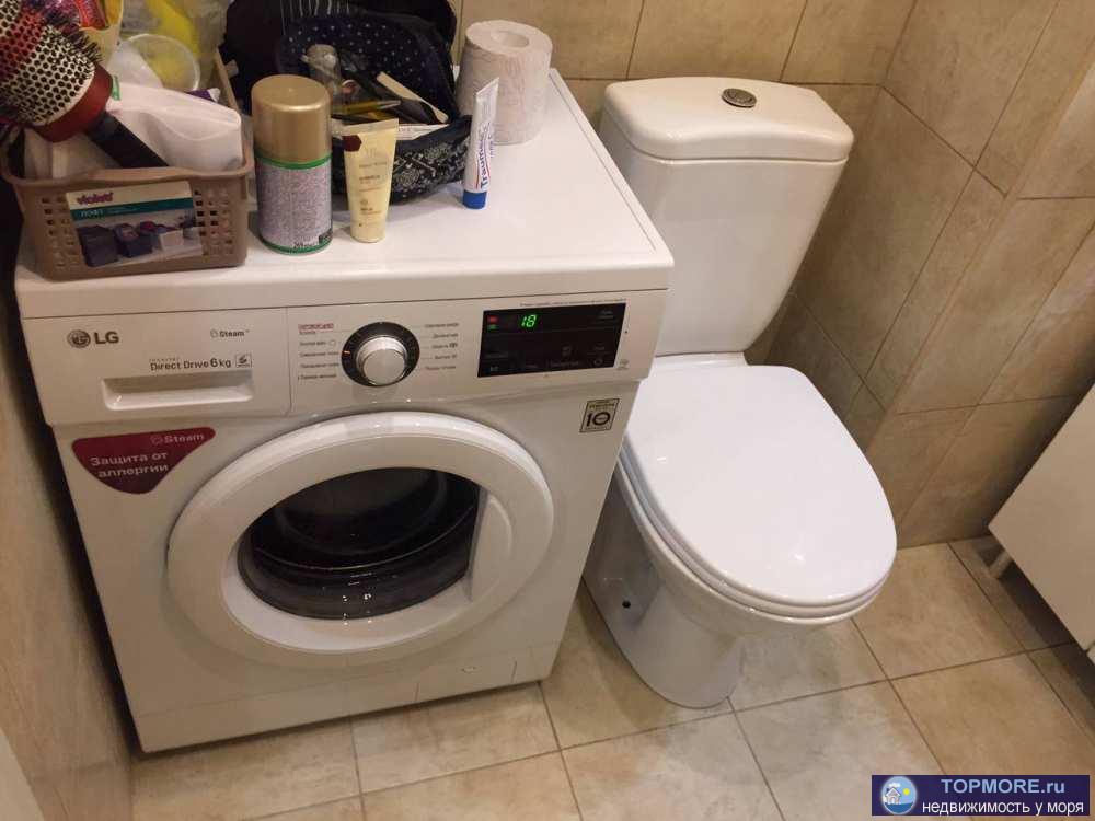 Продам уютную квартиру с хорошим ремонтом, район Голубые дали. Все,что нужно для жизни в шаговой доступности. Дом... - 2