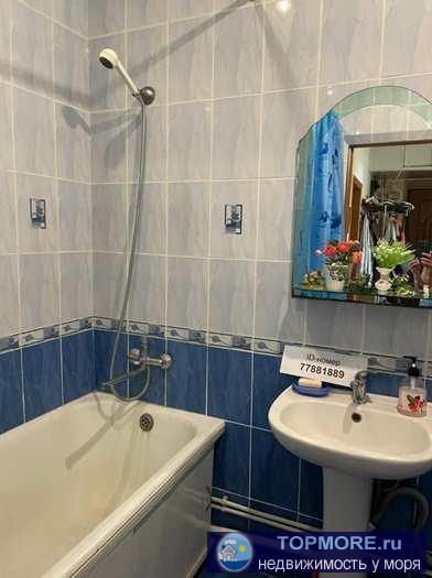 Сдается комната в 3-х комнатной квартире в самом центре Севастополя- площади Ушакова. В комнате :шкаф, столик,... - 2