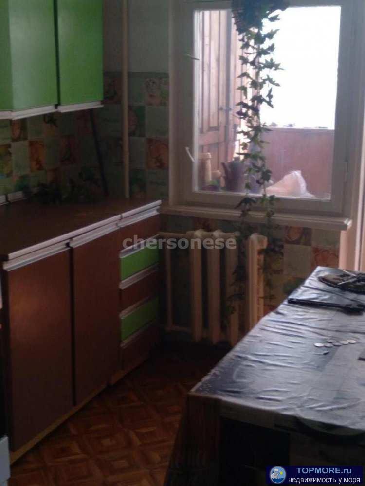 Продается двухкомнатная квартира с шикарной планировкой.  Общая площадь 54 кв м., кухня 8.1 кв м. Большая лоджия с... - 1