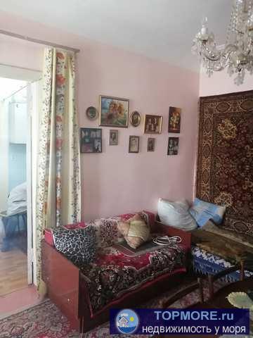 Продается двухкомнатная квартира, 1эт/1эт, в центре г Феодосия, ул Вити Коробкова, набережная- 800 м. Толстые стены и...