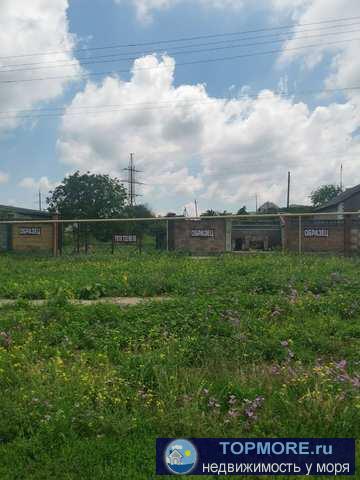 Земельный участок, 15 соток, ИЖС,  г Старый Крым, ул Ленина. возле трассы Симферорполь- Керчь. Заведены...