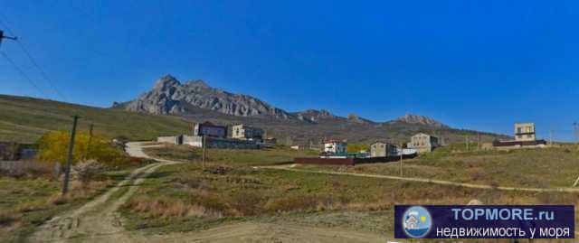 Продается земельный участок, 7,2 сотки, ИЖС, пгт Коктебель, ул Горная. Коммуникации ( электричество, вода) проходят...