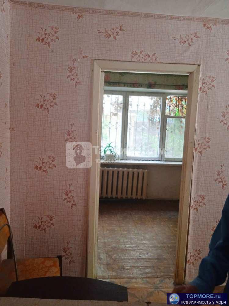 Продам 2-х комнатную квартиру 42 кв.м, 1 этаж  5 этажного дома, ул. Степаняна 57, Феодосия. Хороший вариант уютной... - 2